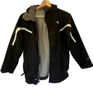 The North Face black and white coat kids size M (10-12) FLAW warm fall jacket